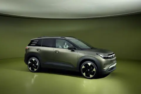 ID. Cross Generation 1 — Volkswagen ID.Cross 16