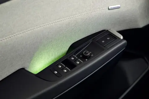 ID. Cross Generation 1 — Volkswagen ID.Cross 17