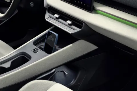ID. Cross Generation 1 — Volkswagen ID.Cross 4