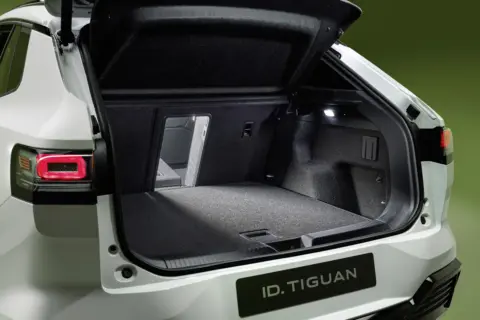 ID. Tiguan Generation 1 — Original 20379 Db2026au00943