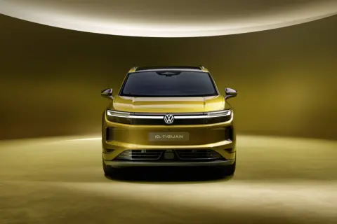 ID. Tiguan Generation 1 — Original 20404 Db2026au00901