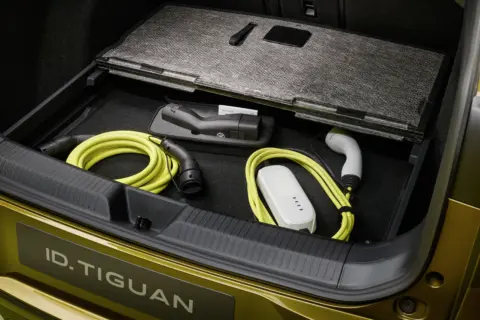 ID. Tiguan Generation 1 — Original 20413 Db2026au00916