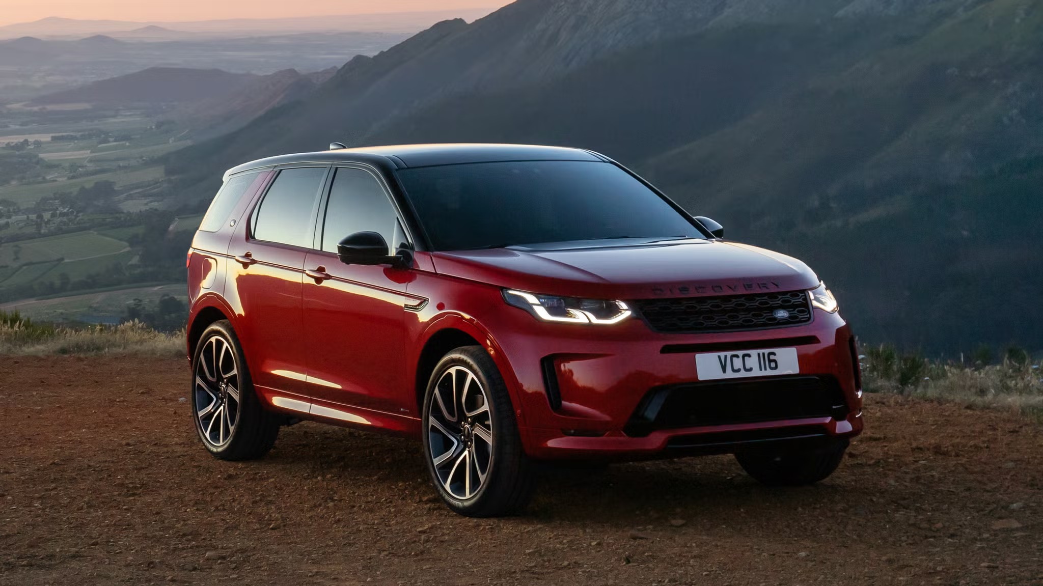Land Rover to End Discovery Sport Production in 2026