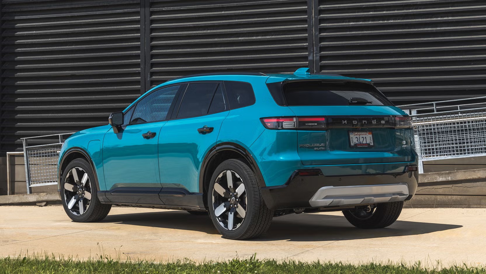 Honda Discontinues Electric Prologue SUV After Three Years