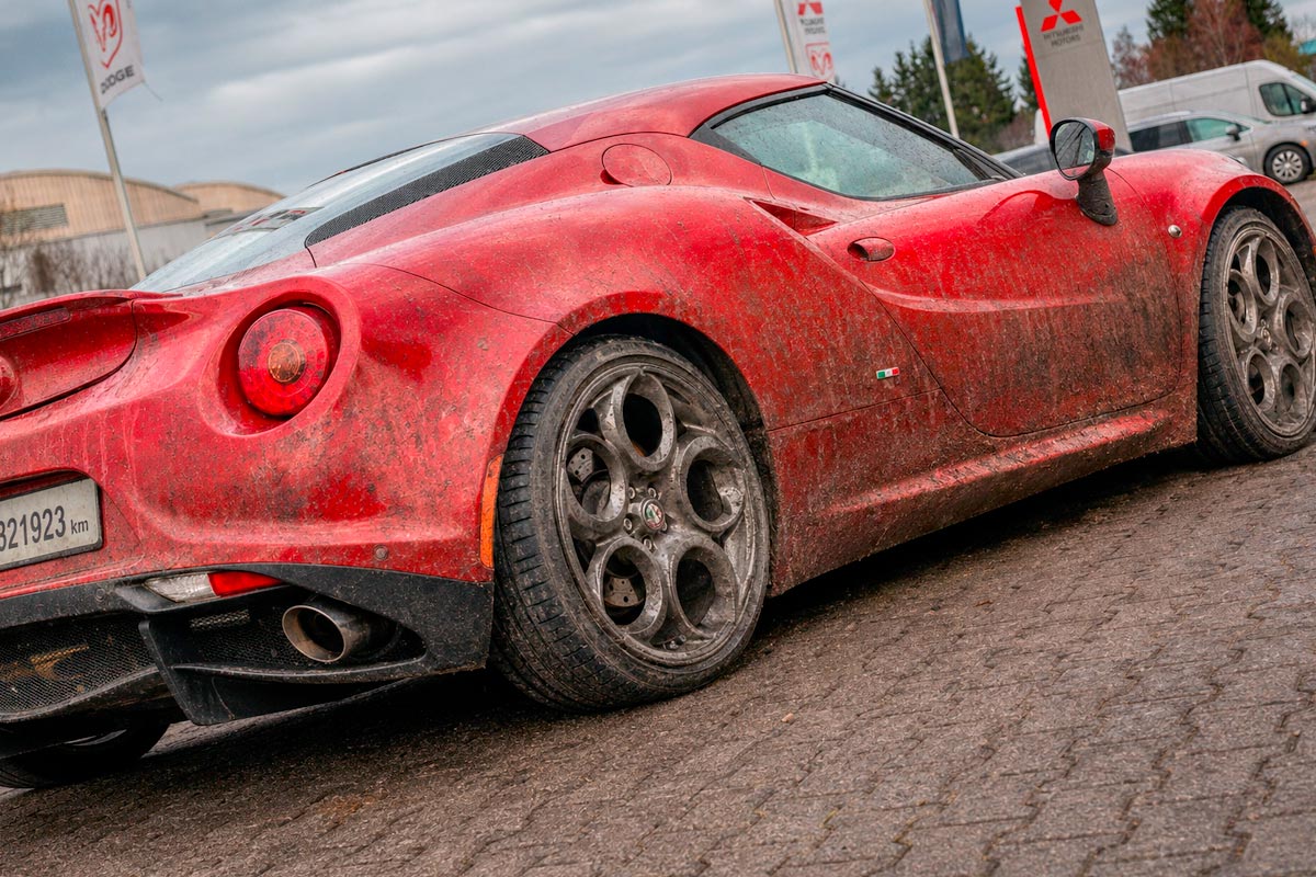 Alfa Romeo 4C Hits Remarkable 321,000 km Mileage