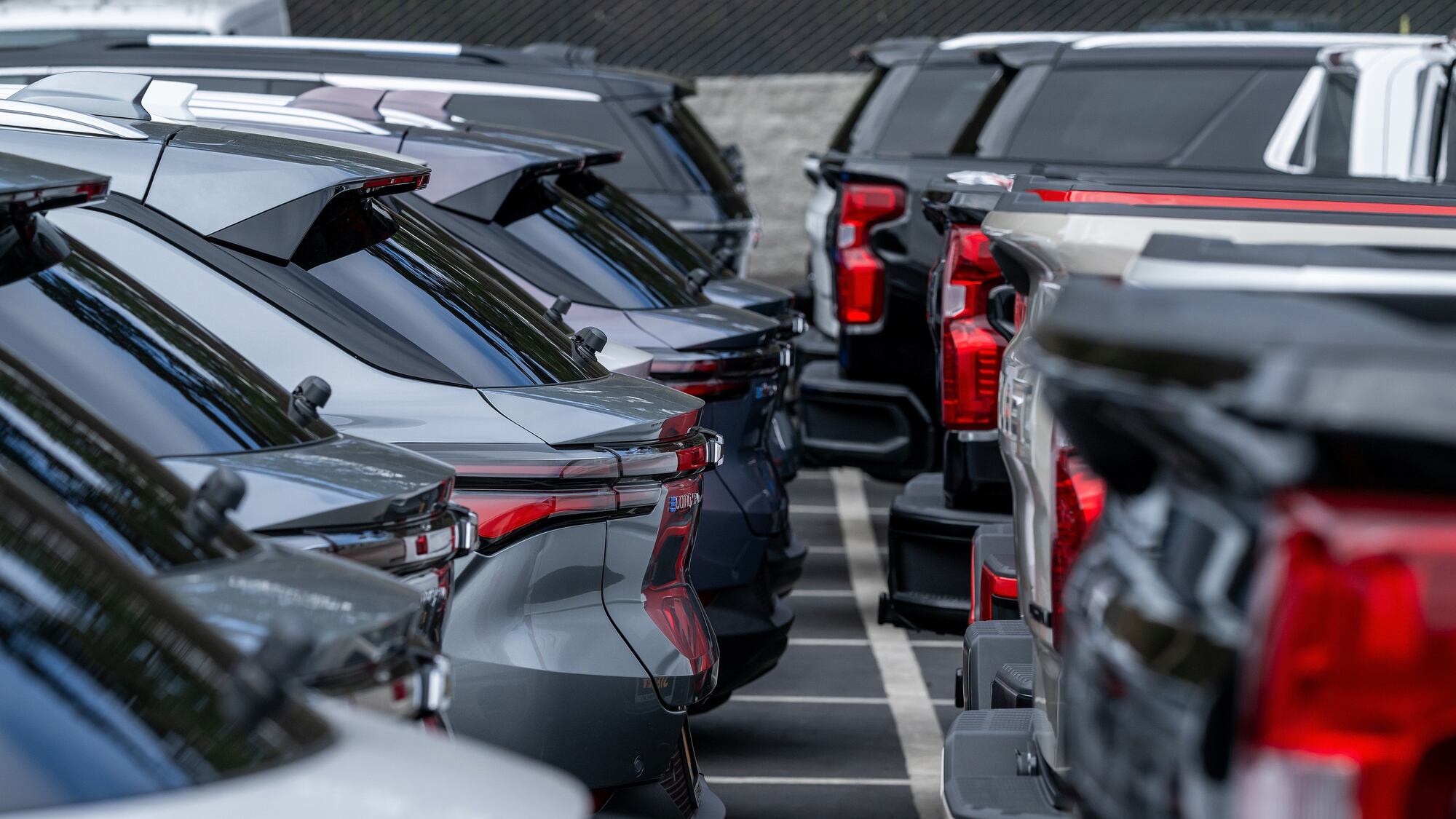 Canadian Auto Sales Rise in June but First Half of 2026 Lags Behind