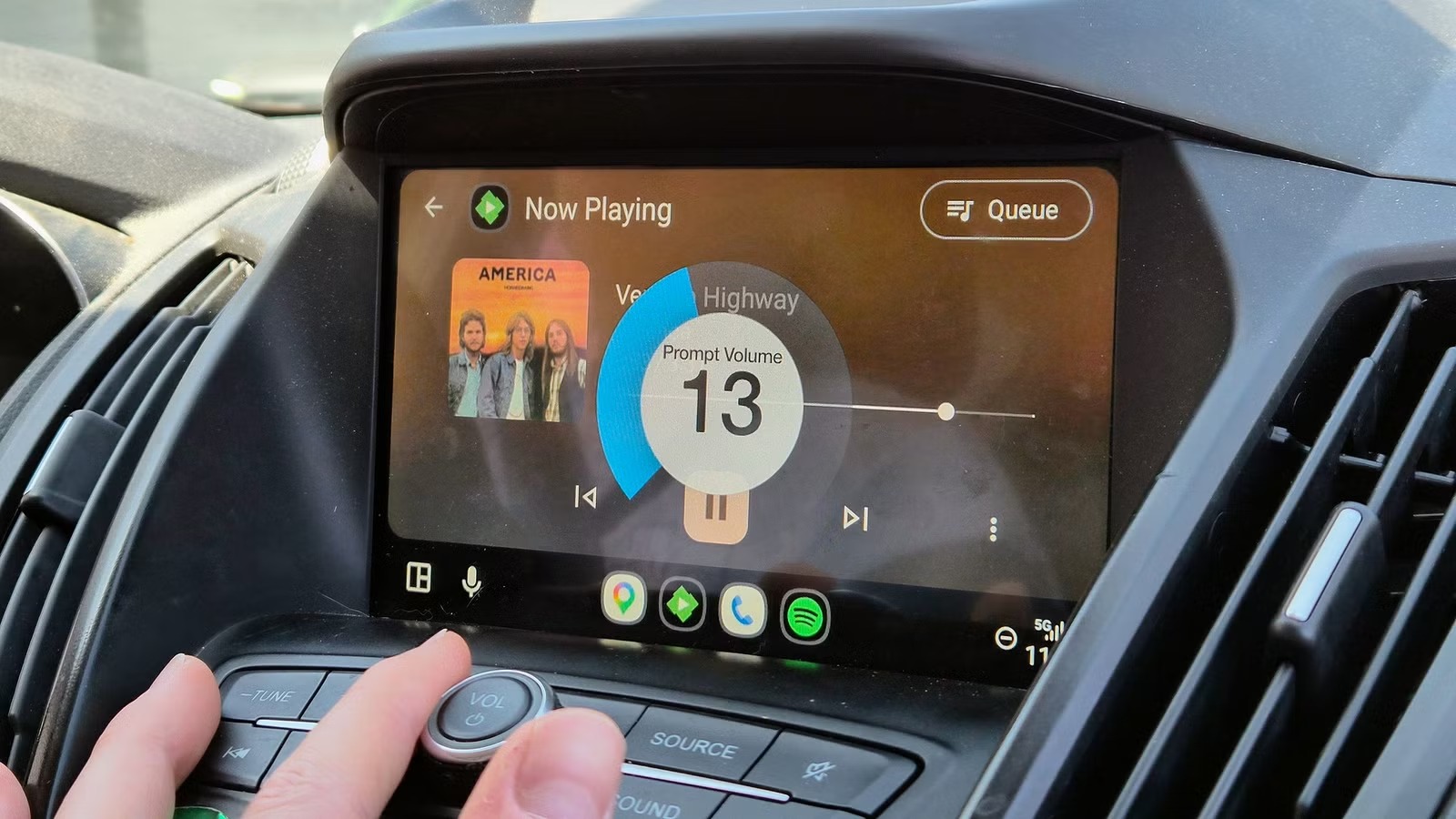 Why a USB Cable Still Outperforms Wireless Android Auto