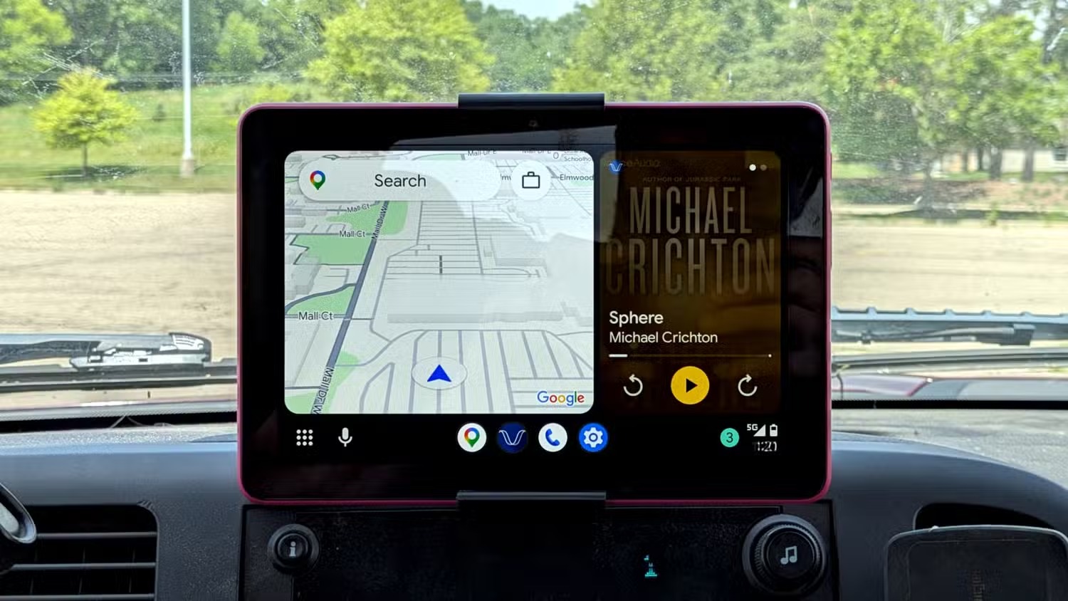 Why a USB Cable Still Outperforms Wireless Android Auto