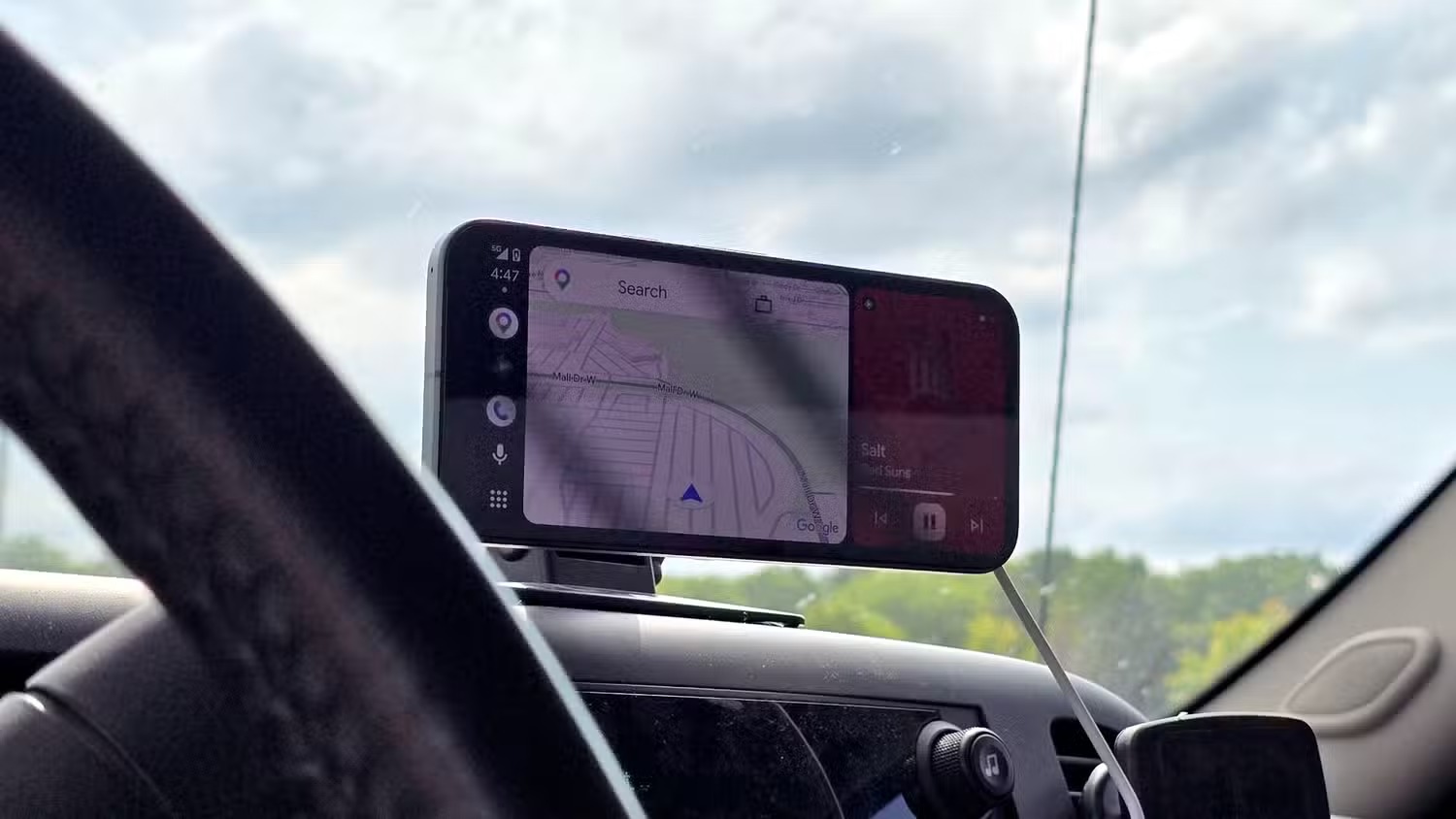 Why a USB Cable Still Outperforms Wireless Android Auto
