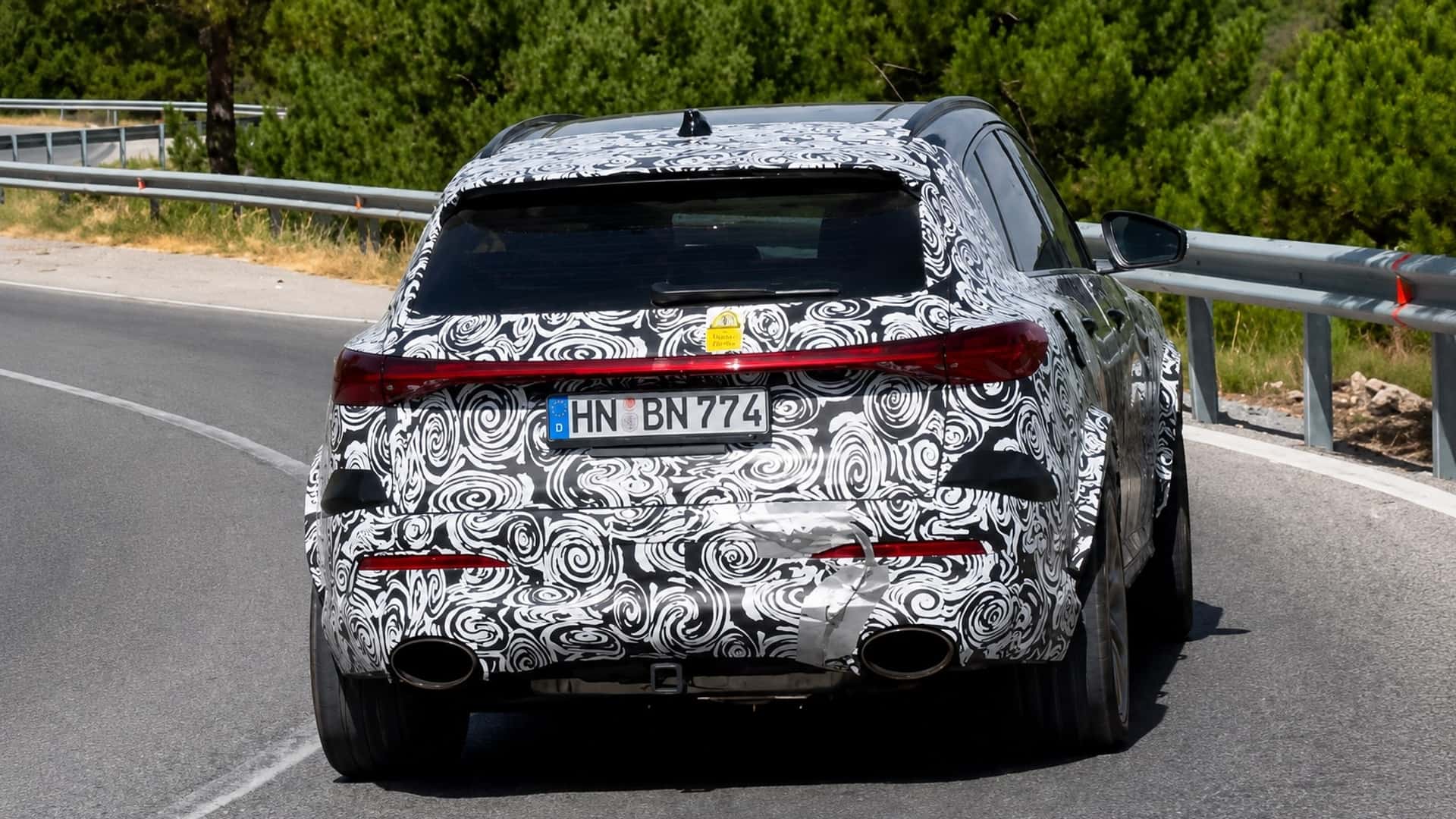 Audi Preparing First-Ever RS Q5 with Plug-In Hybrid Powertrain
