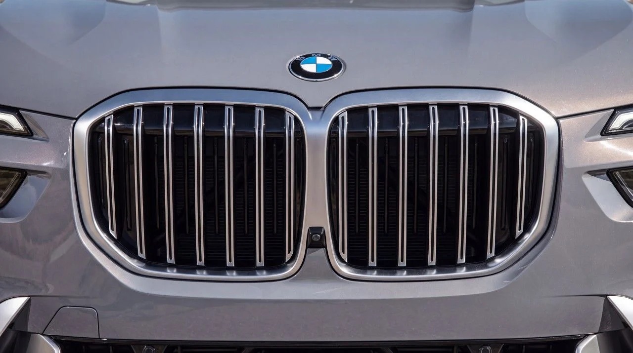 BMW Pauses Development of G74 SUV Amid Market Challenges