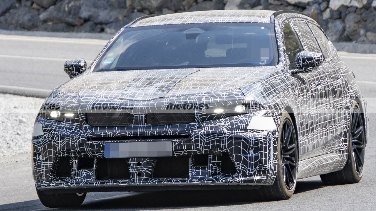 New Spy Photos Reveal BMW M5 Touring with E39-Inspired Design