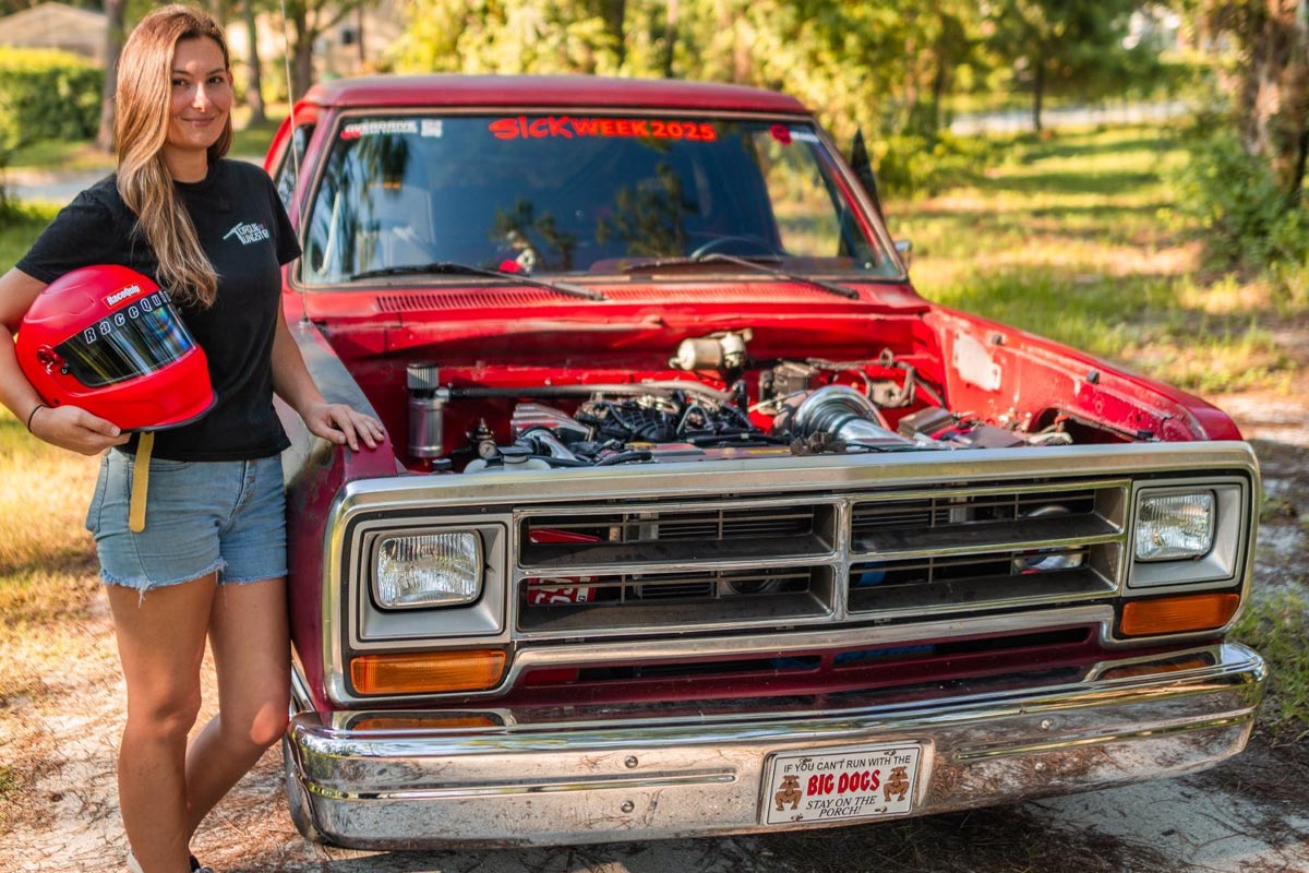 Dodge to Unveil Most Powerful Hurricane Inline-6 Engine in Charger SIXPACK