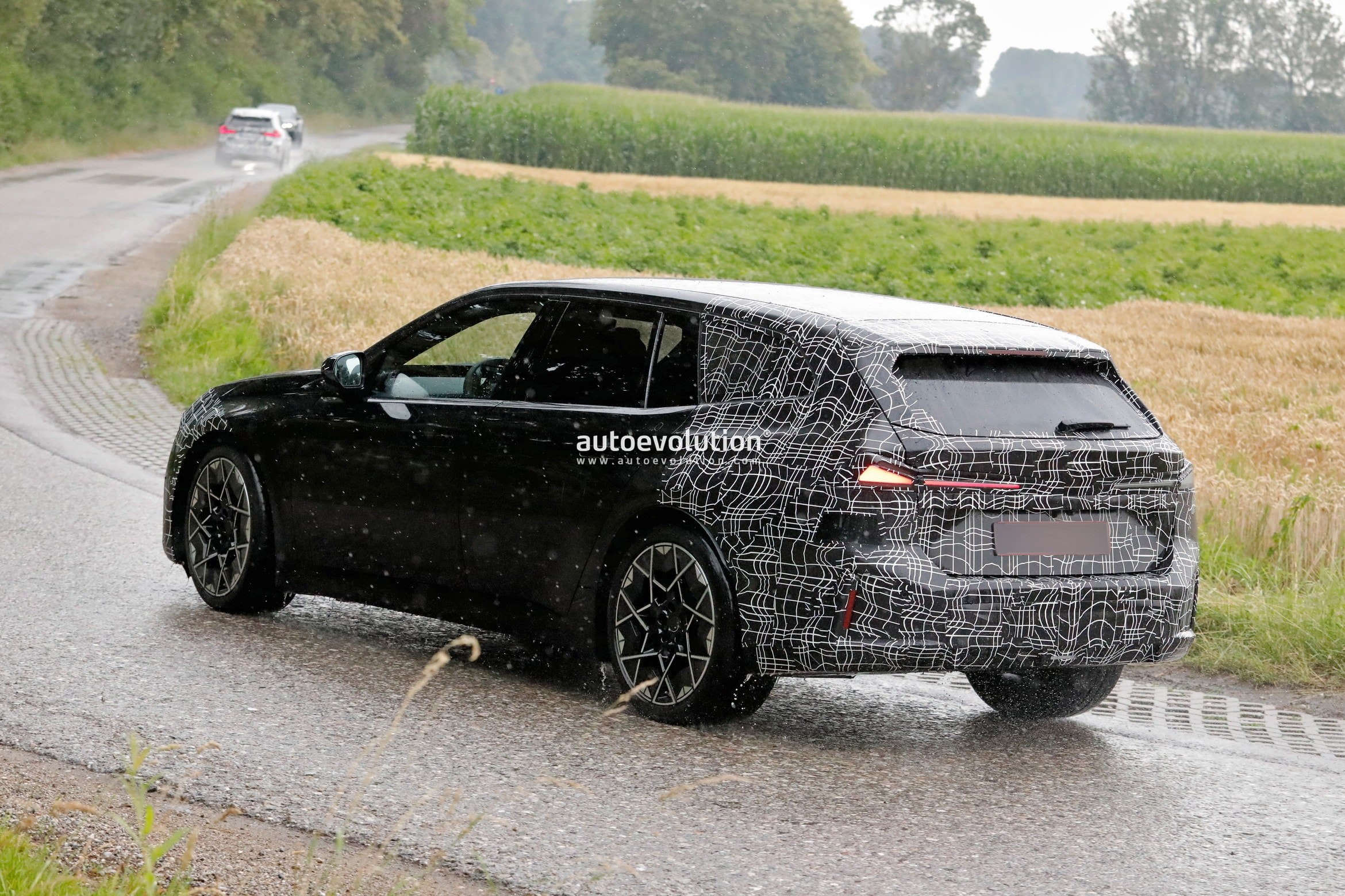 BMW i3 Touring Rendered in Detail Based on Latest Spy Photos