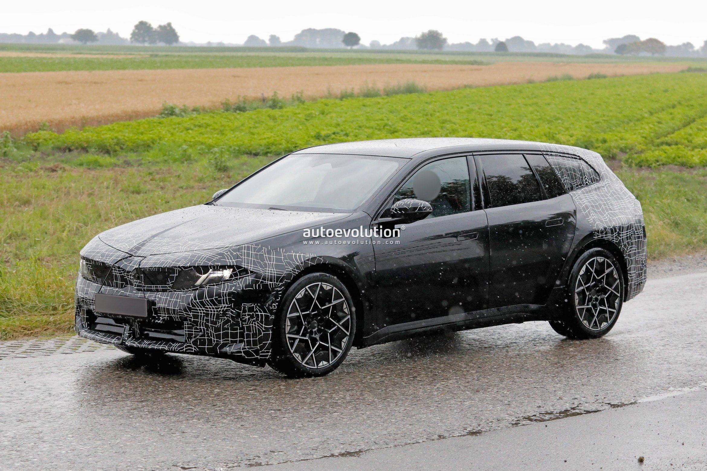 BMW i3 Touring Rendered in Detail Based on Latest Spy Photos