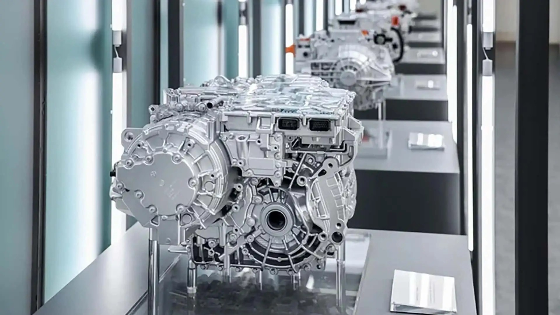 Geely Unveils Compact “Thunder” Electric Drive System with High Efficiency