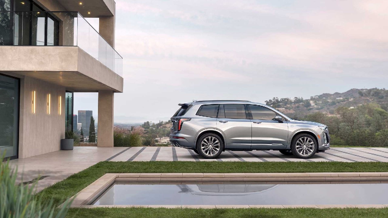 General Motors Reverses EV Strategy, Revives Gas-Powered Models Including Cadillac XT6