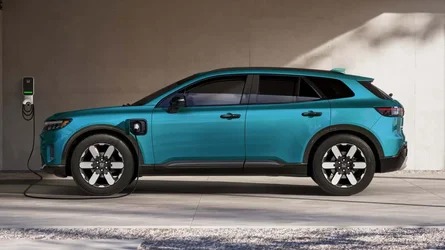 Geely Unveils Compact “Thunder” Electric Drive System with High Efficiency