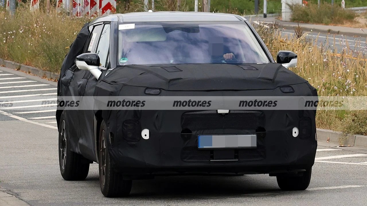 KIA Sportage Sixth Generation Spied in Europe, Marks Shift to Hybrid Power