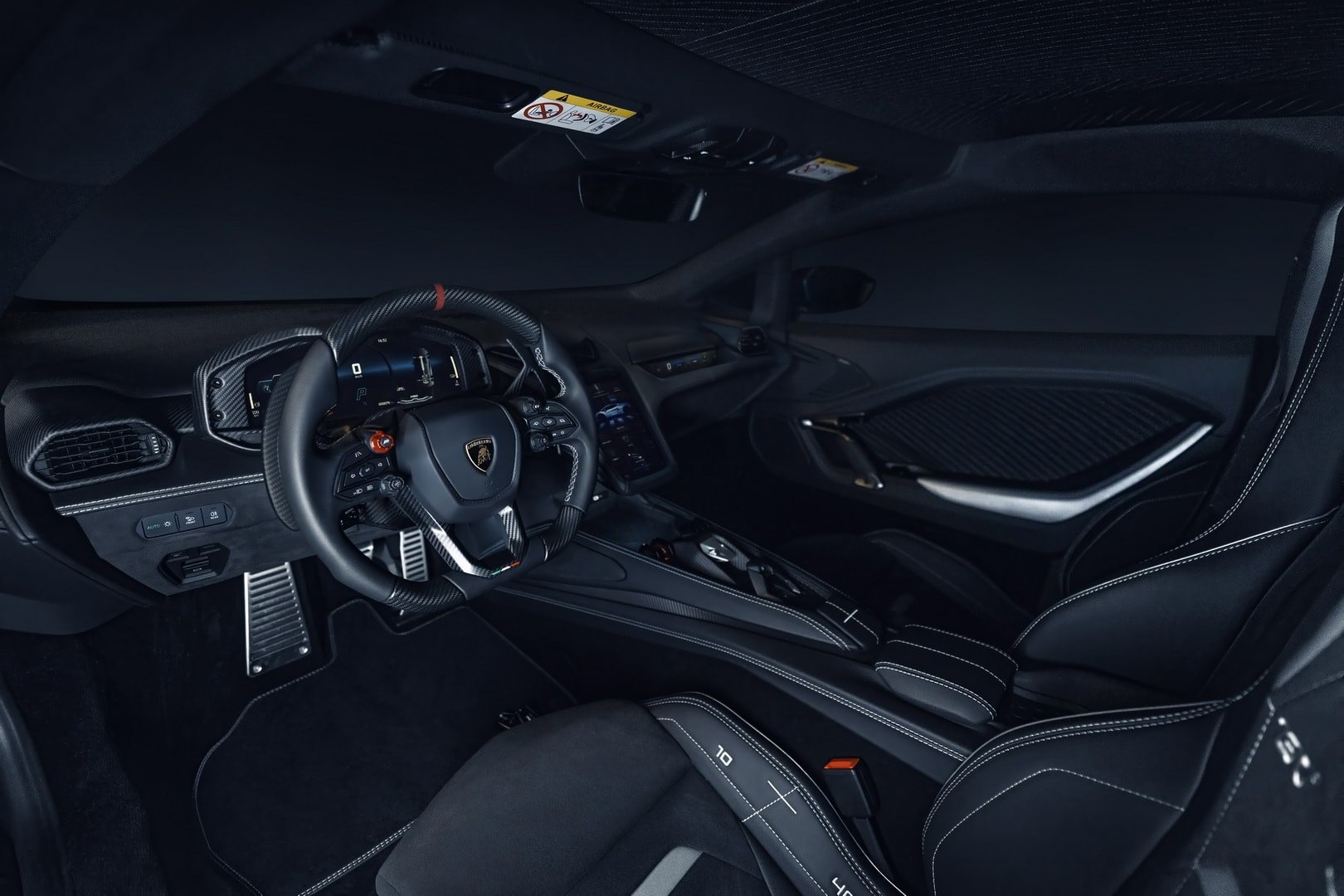 Lamborghini Debuts Exclusive Temerario Ad Personam Cars at Goodwood