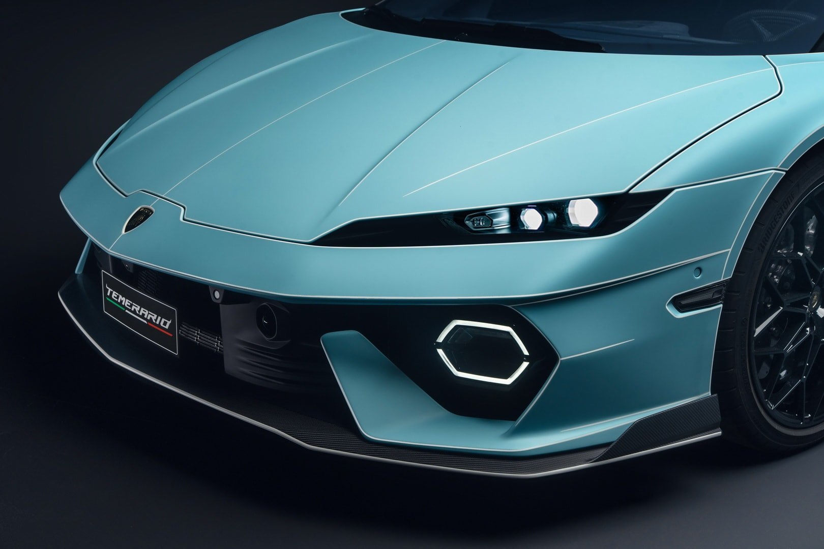 Lamborghini Debuts Exclusive Temerario Ad Personam Cars at Goodwood