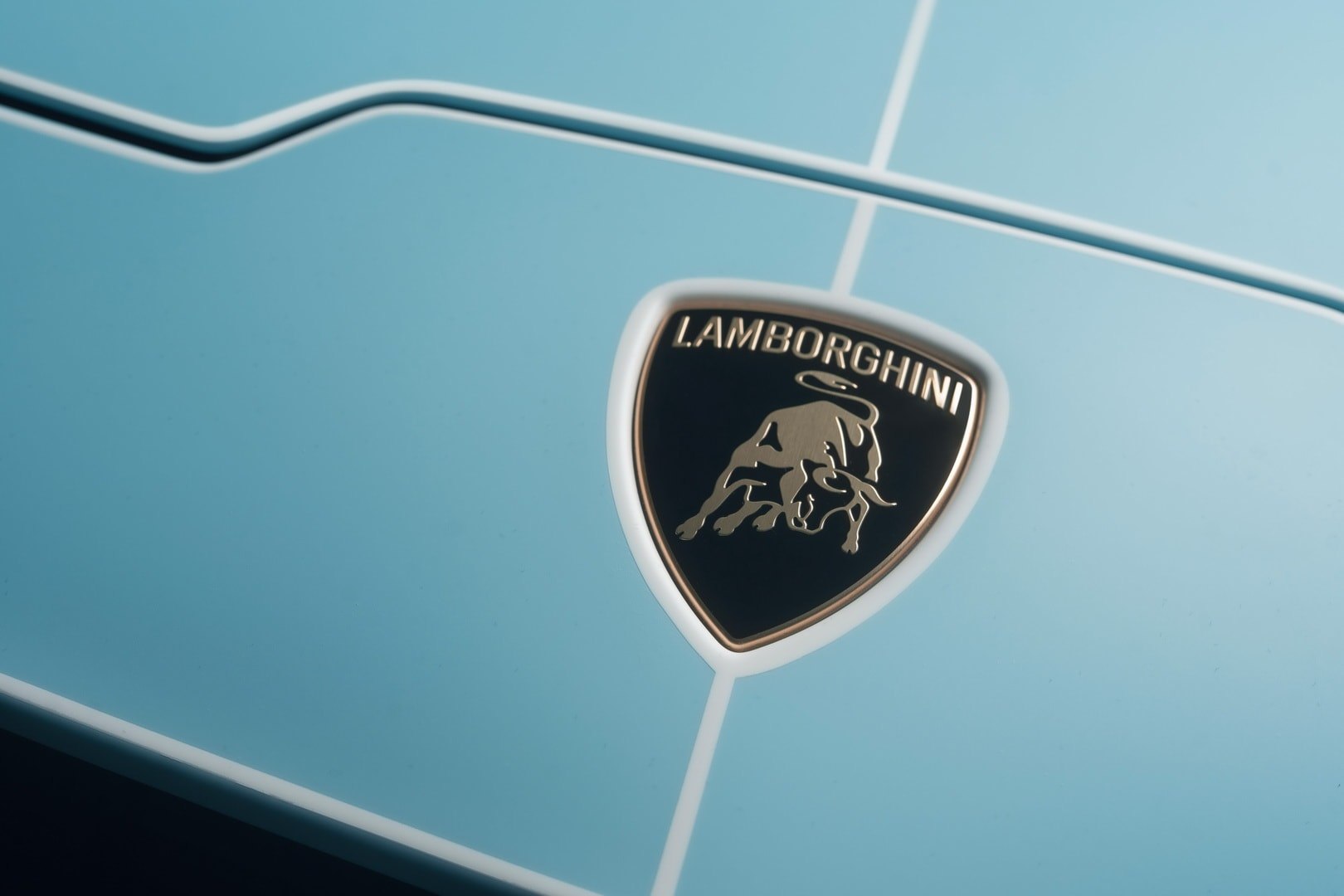 Lamborghini Debuts Exclusive Temerario Ad Personam Cars at Goodwood