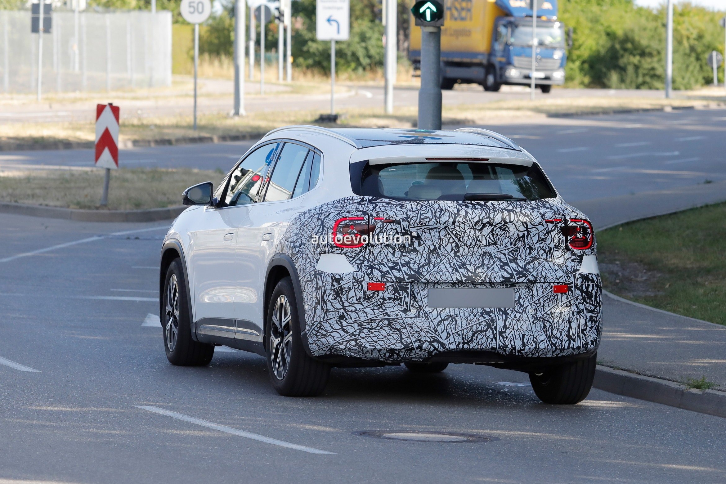 Mercedes Prepares to Unveil New GLA Electric, Revealing Key Details