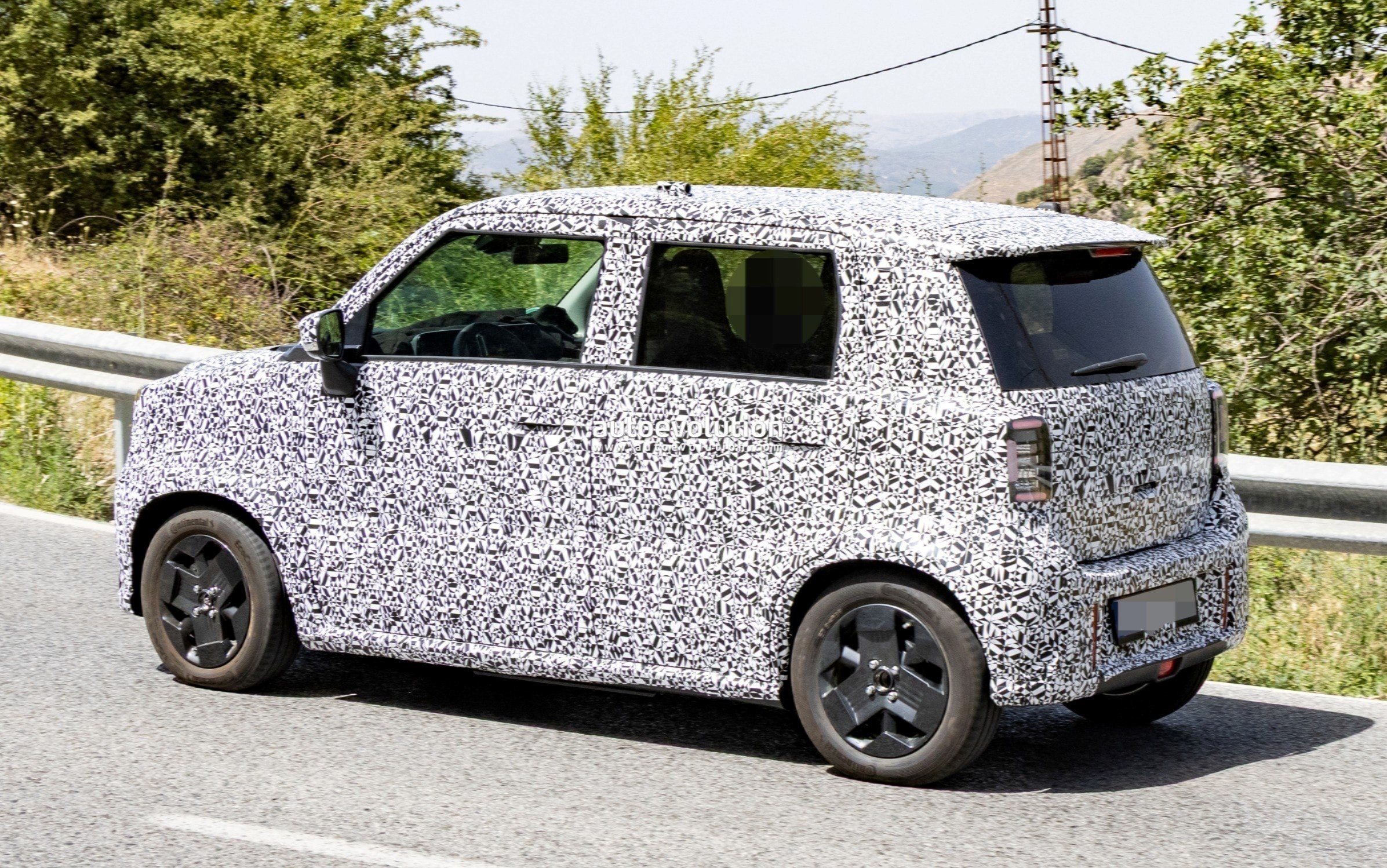 2027 Suzuki Electric Kei Car Spotted in Europe, Taking Cues from Vision e-Sky Concept