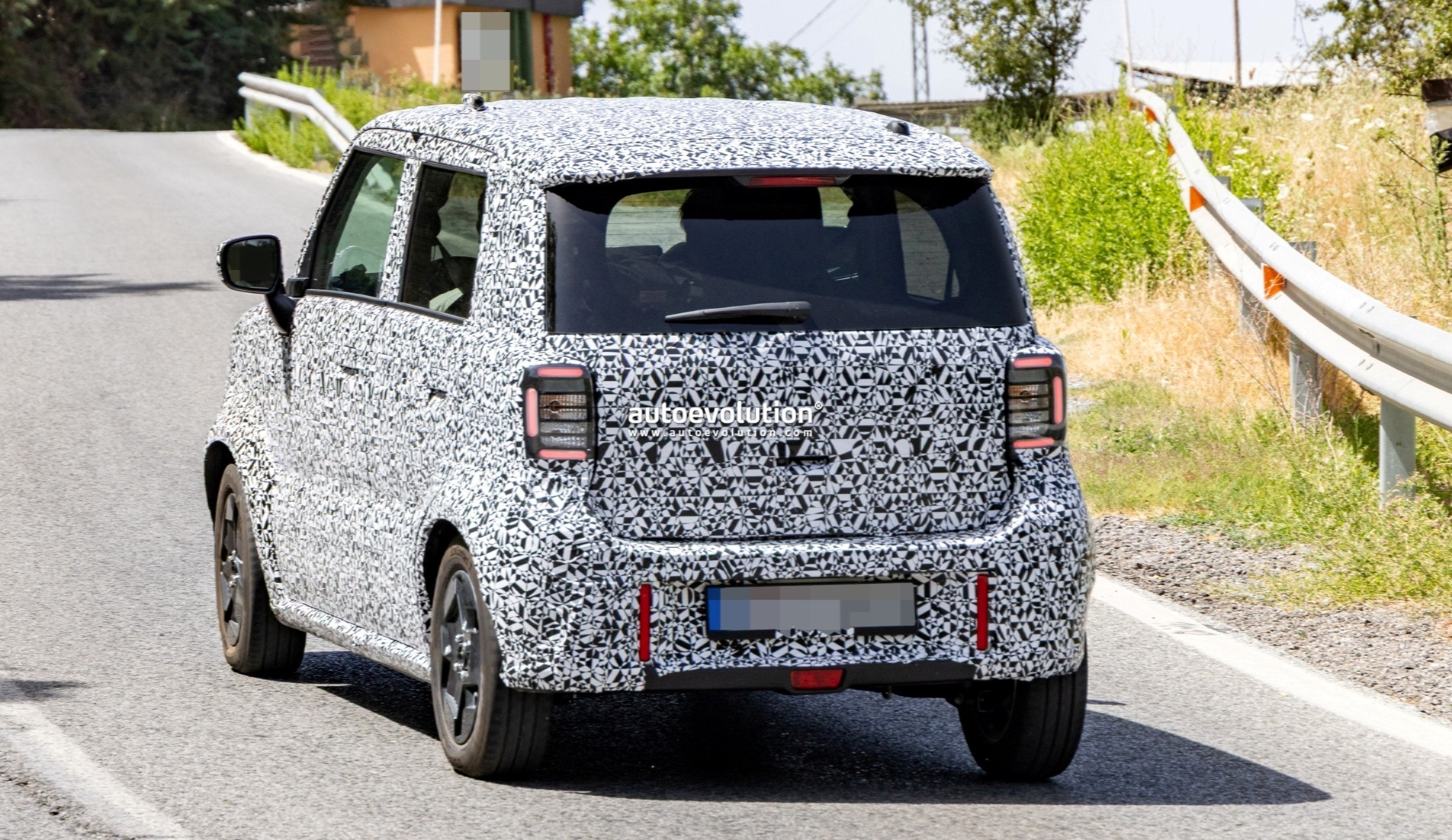 2027 Suzuki Electric Kei Car Spotted in Europe, Taking Cues from Vision e-Sky Concept