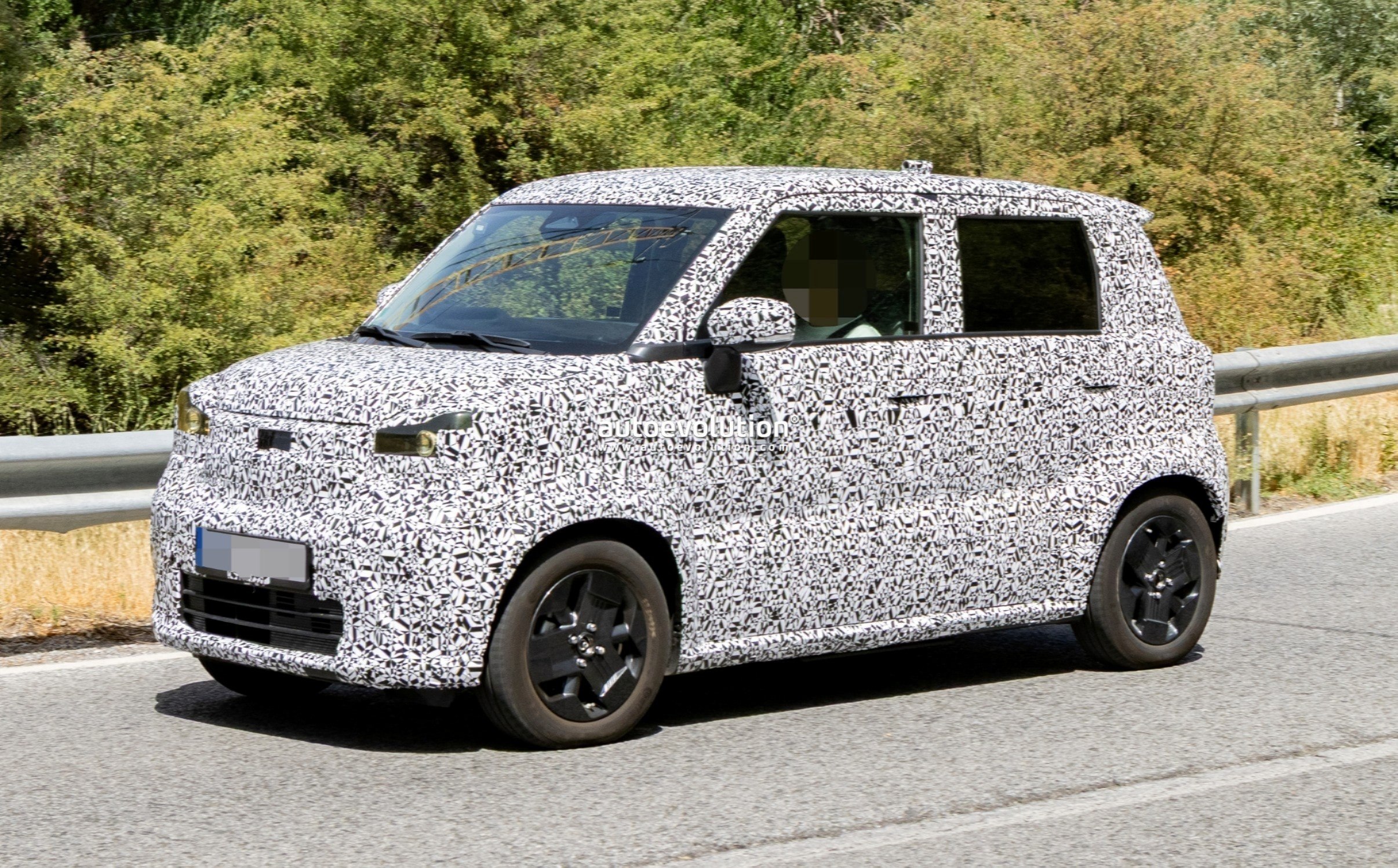 2027 Suzuki Electric Kei Car Spotted in Europe, Taking Cues from Vision e-Sky Concept