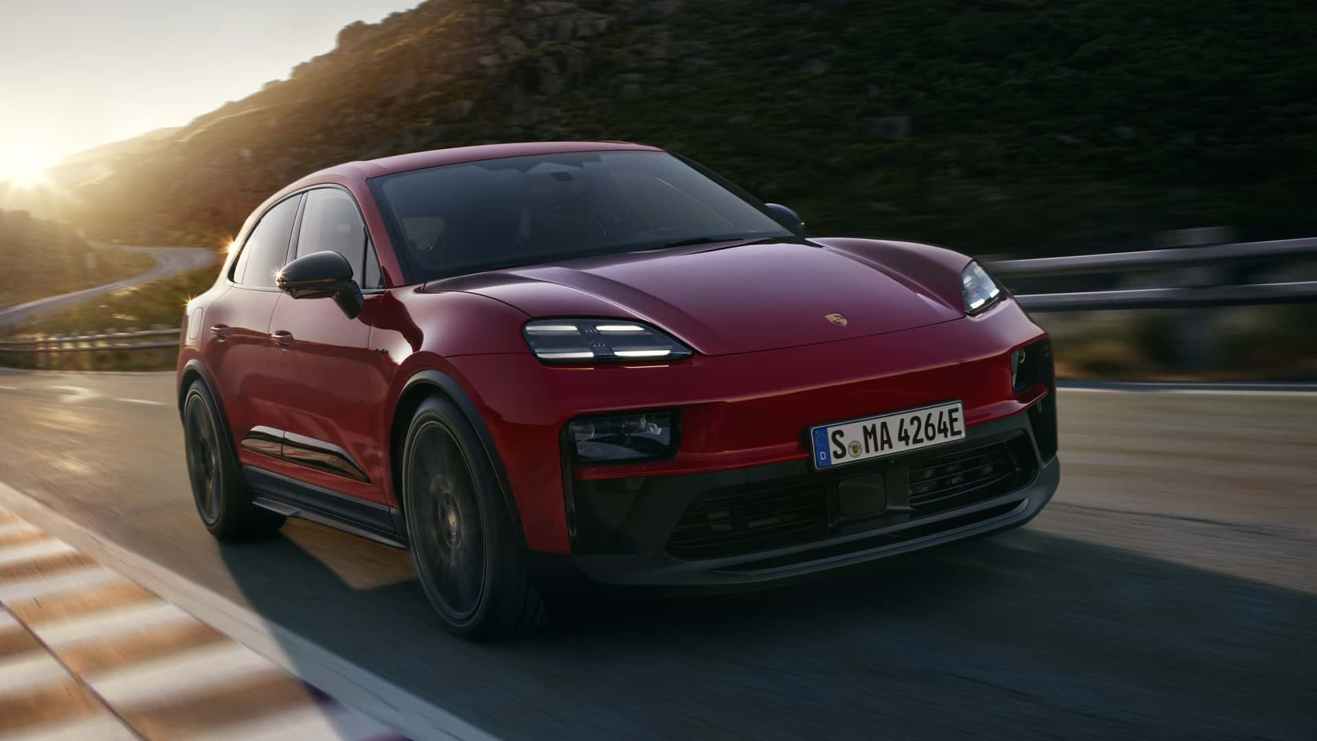 Porsche Tests Next Gas-Powered SUV Using Audi Q5 Prototype