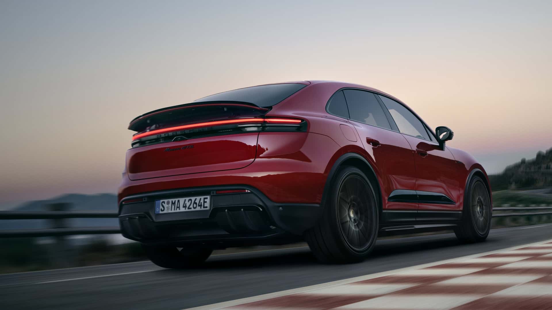 Porsche Tests Next Gas-Powered SUV Using Audi Q5 Prototype