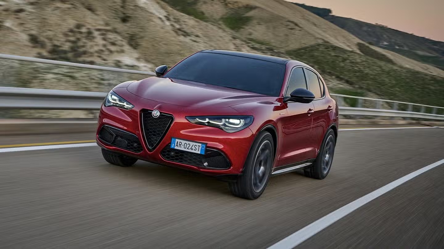 Alfa Romeo Delays Next-Gen Stelvio to 2028, Plans New Compact SUV for 2027
