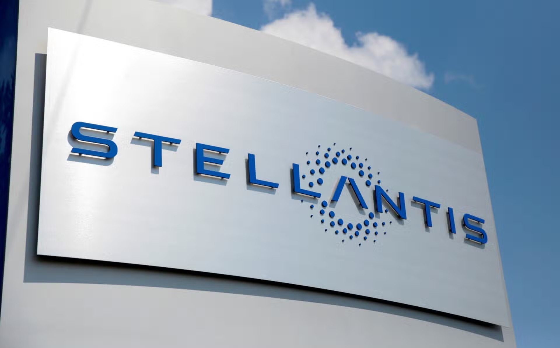 Stellantis Sees Strong North American Growth, Faces Tough Market in Europe