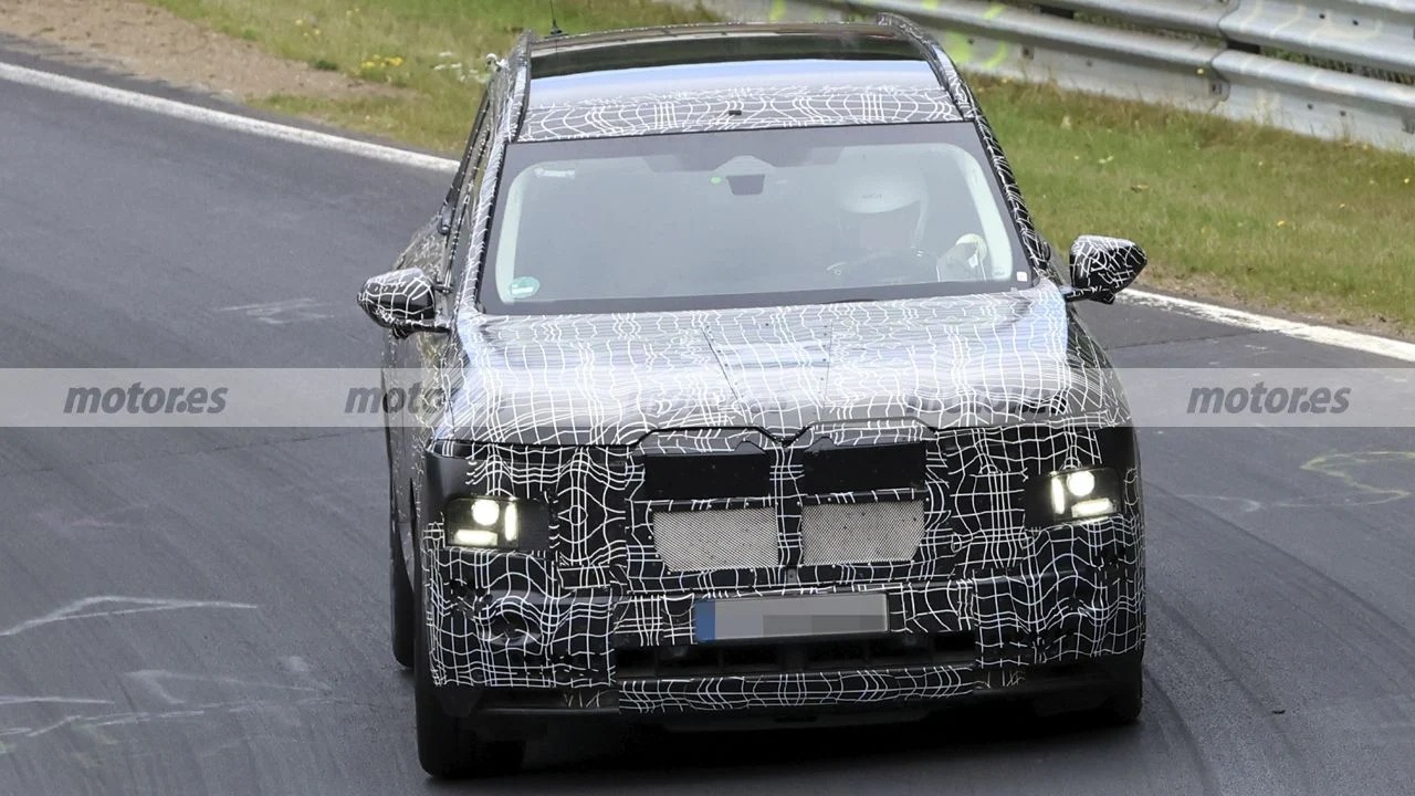 BMW Tests Powerful New X7 M60 Prototype at Nürburgring Ahead of 2028 Launch