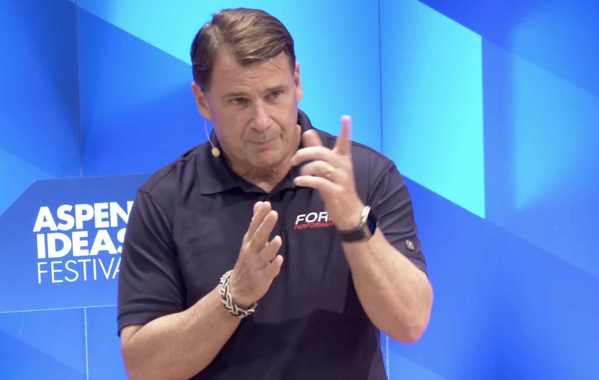 Ford CEO Warns Chinese Automakers Will Enter U.S. Market by 2036