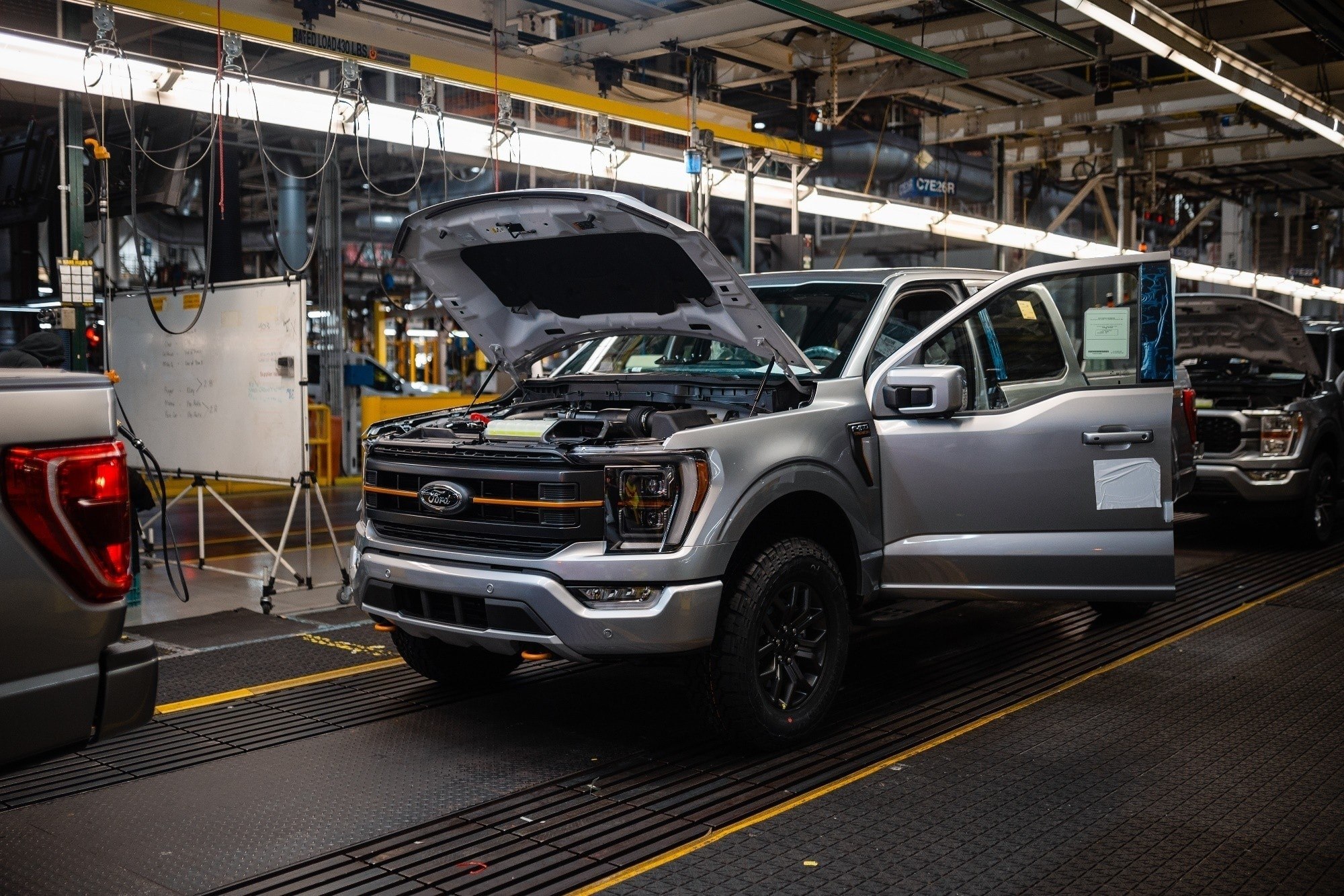 Ford Combines AI and Veteran Engineers to Build Engines That Last 15 Years and 225,000 Miles