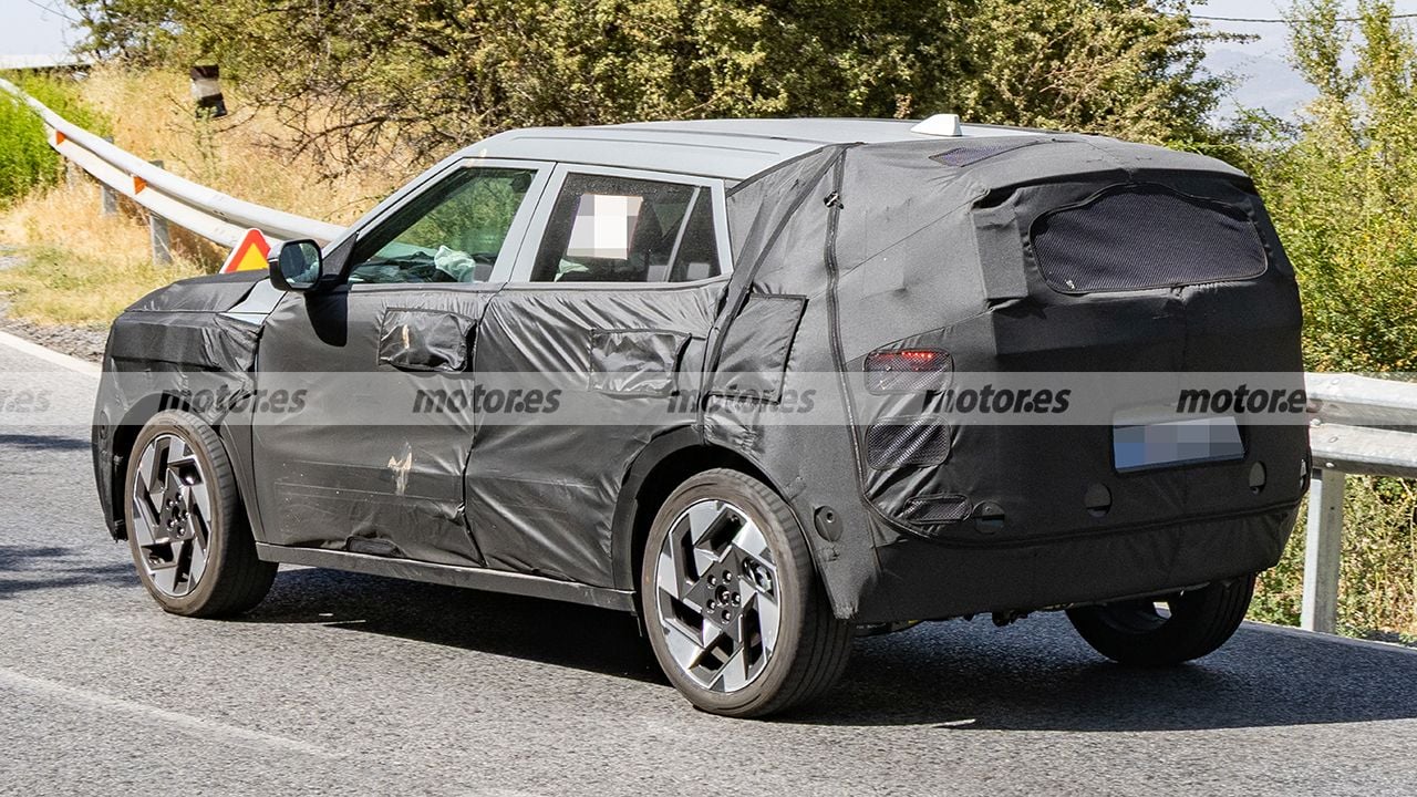 Hyundai Prepares New KONA Generation for 2027 to Take on Chinese Rivals