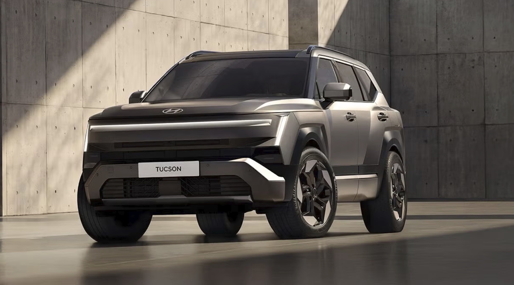 Hyundai Unveils Bold New Tucson with Boxy Design and Modern Interior