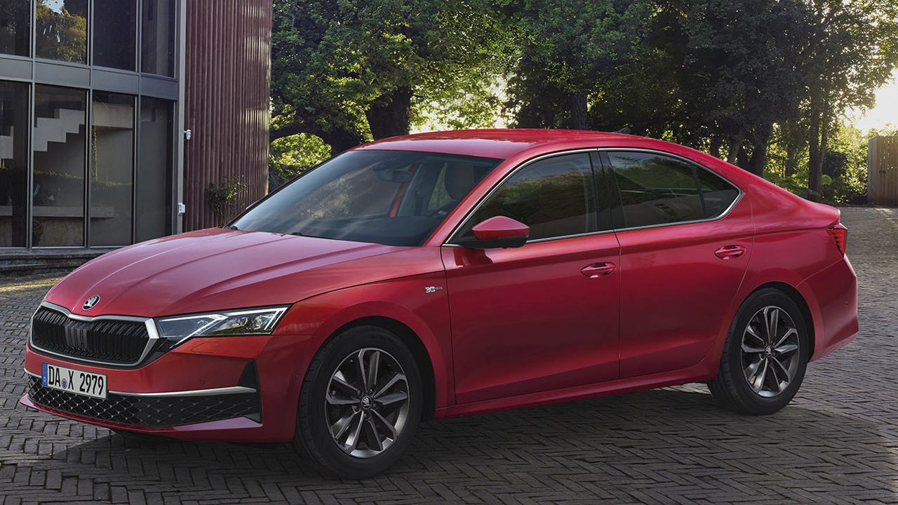 Skoda Octavia Marks 30 Years with Special Edition and Ends Manual Gearbox in 2027