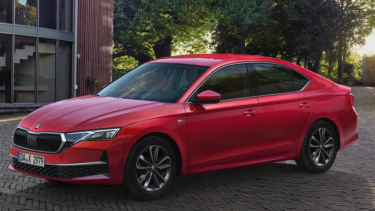 Skoda Octavia Marks 30 Years with Special Edition and Ends Manual Gearbox in 2027