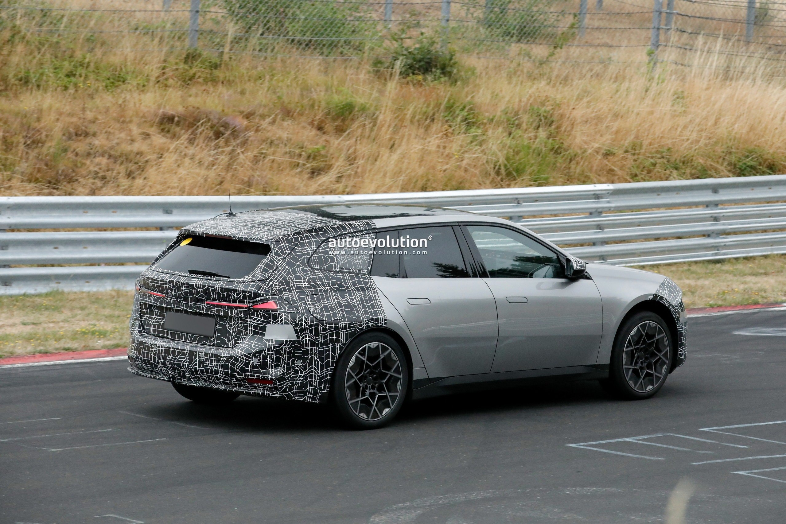 BMW Tests New i3 Touring Prototype at Nürburgring Before 2027 Launch