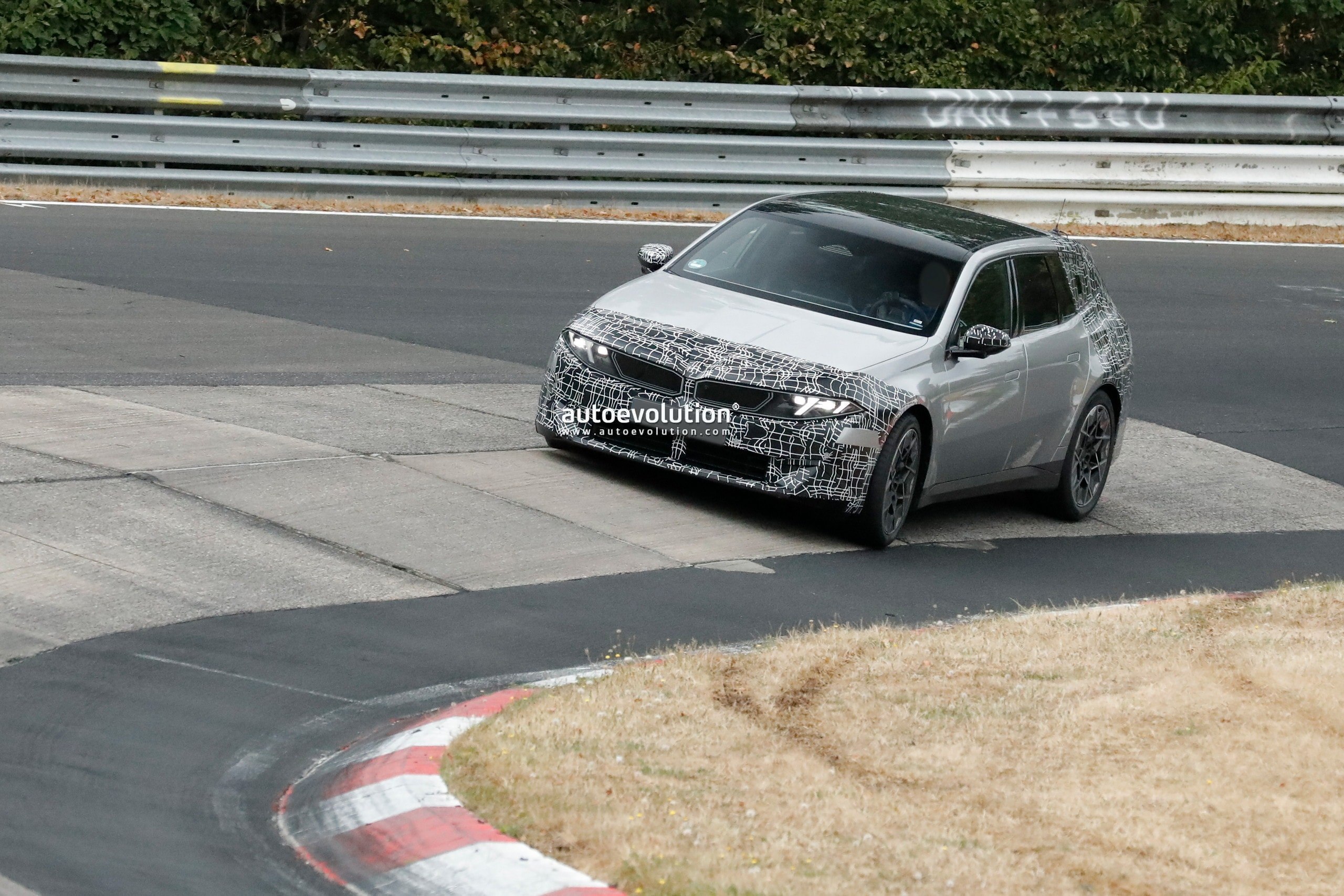 BMW Tests New i3 Touring Prototype at Nürburgring Before 2027 Launch
