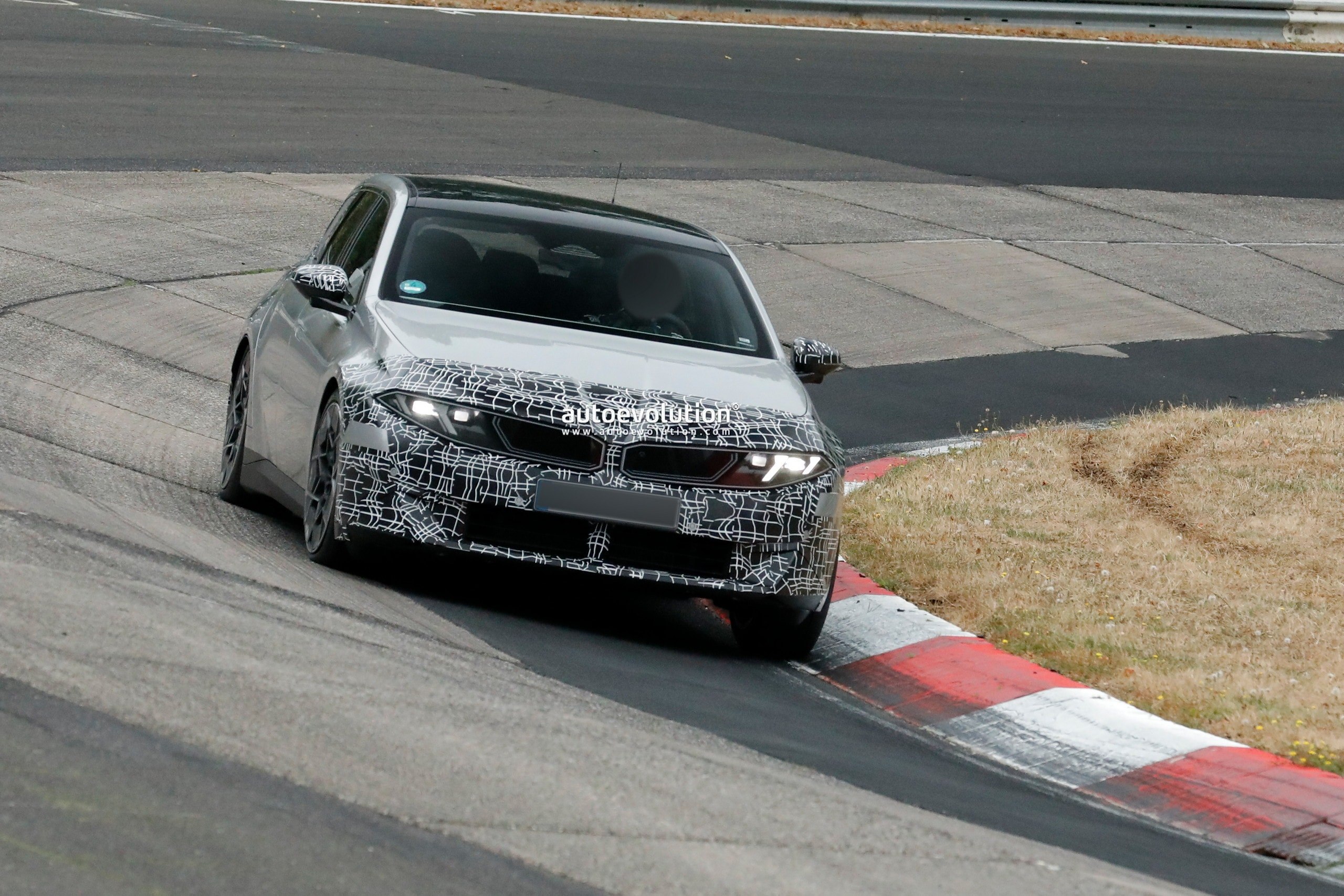 BMW Tests New i3 Touring Prototype at Nürburgring Before 2027 Launch