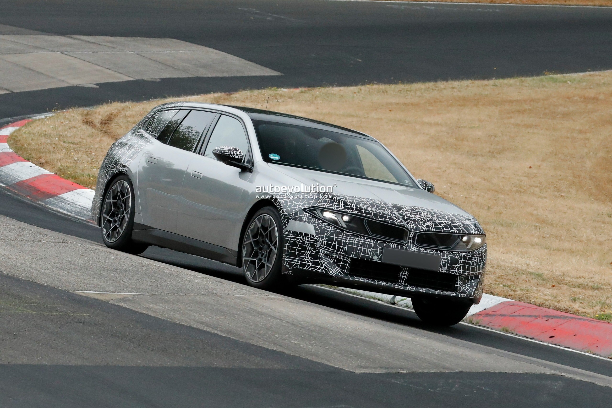 BMW Tests New i3 Touring Prototype at Nürburgring Before 2027 Launch