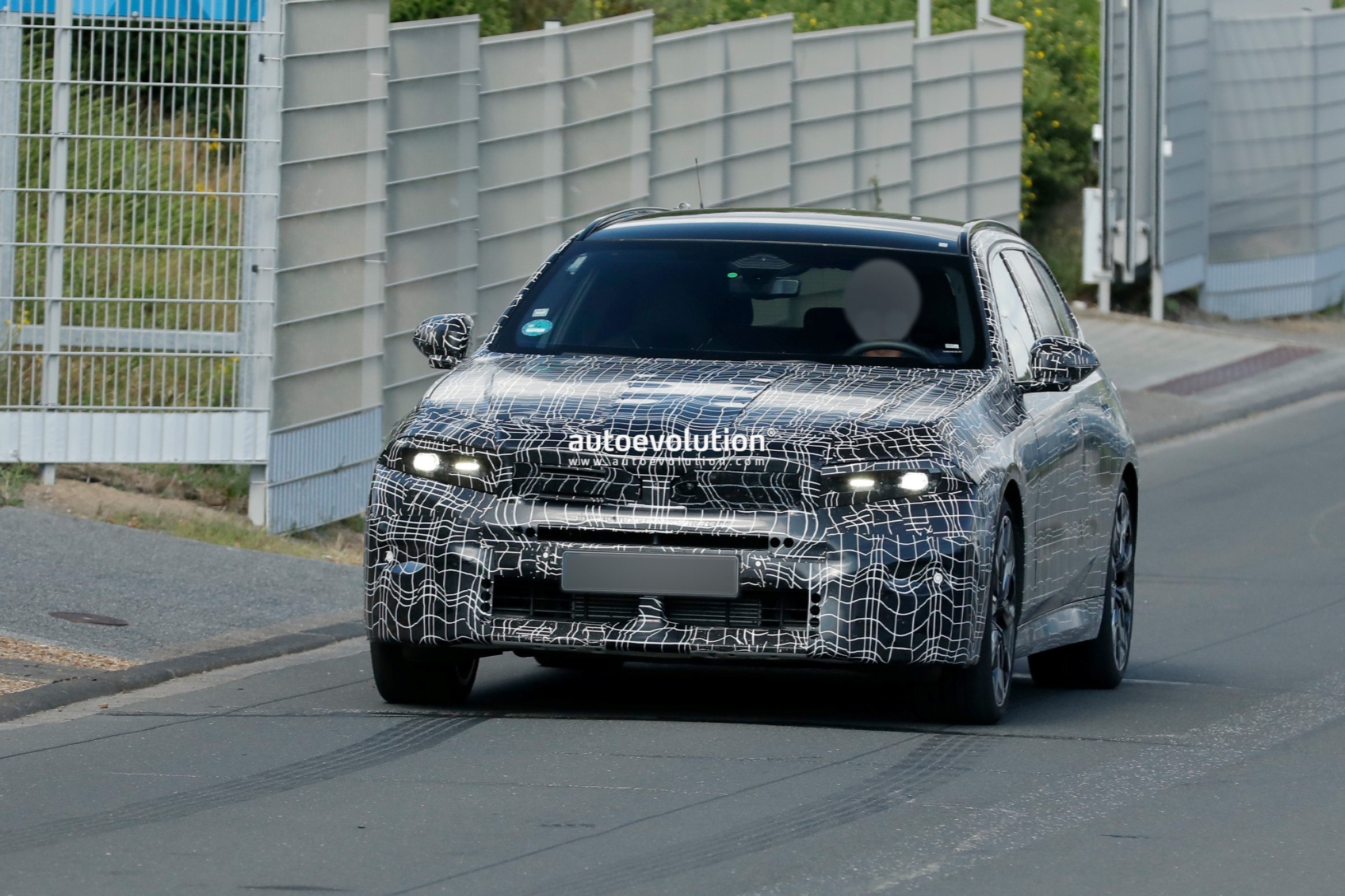 2028 BMW 5 Series Touring Facelift Shows Subtle Exterior Changes and Major Interior Updates