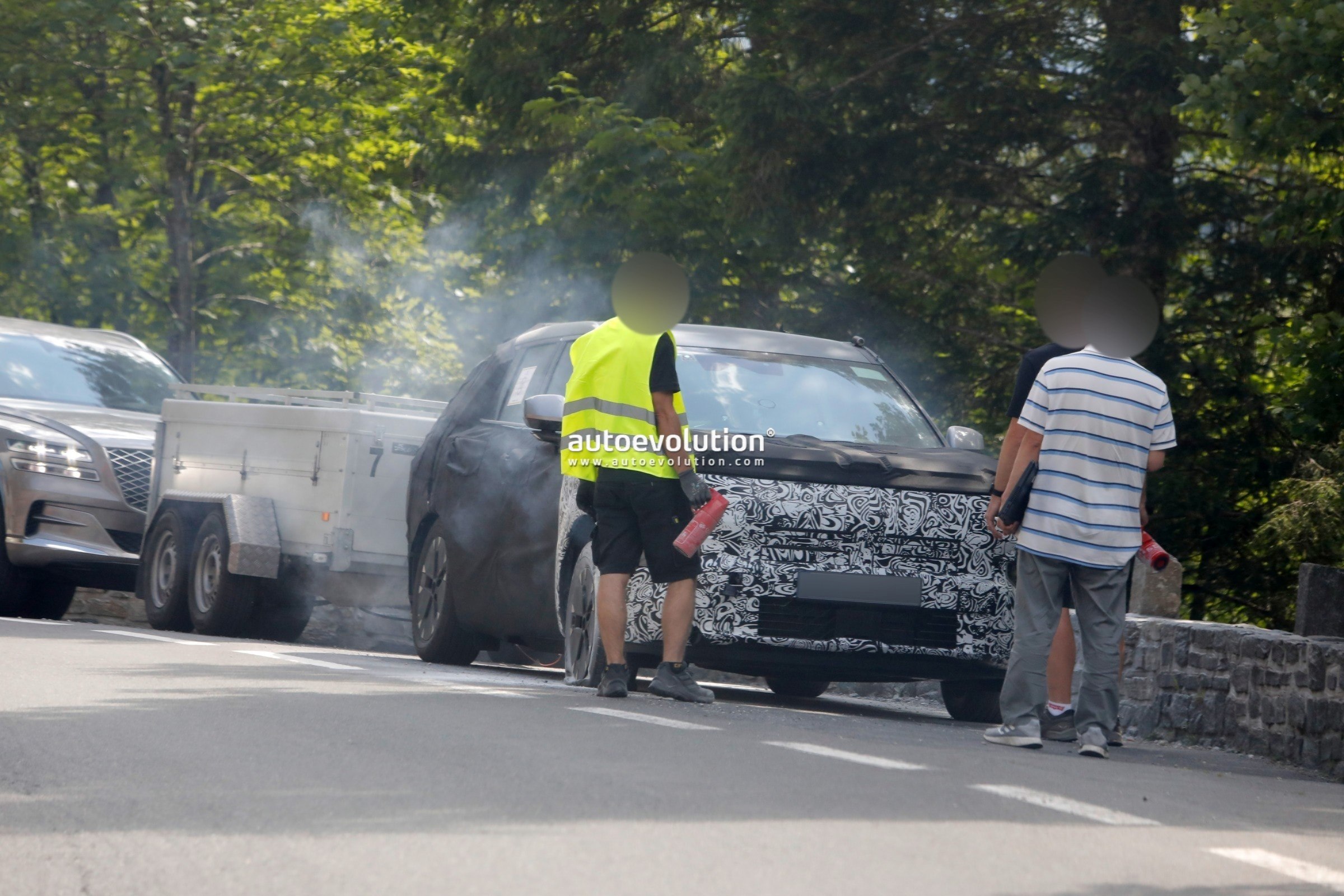 Next-Gen 2027 Hyundai Tucson Revealed in Spy Photos Amid Brake Test Incident