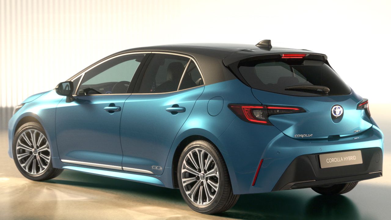 AdBlue Challenges Drive Diesel Decline as Hybrids Rise in Spain