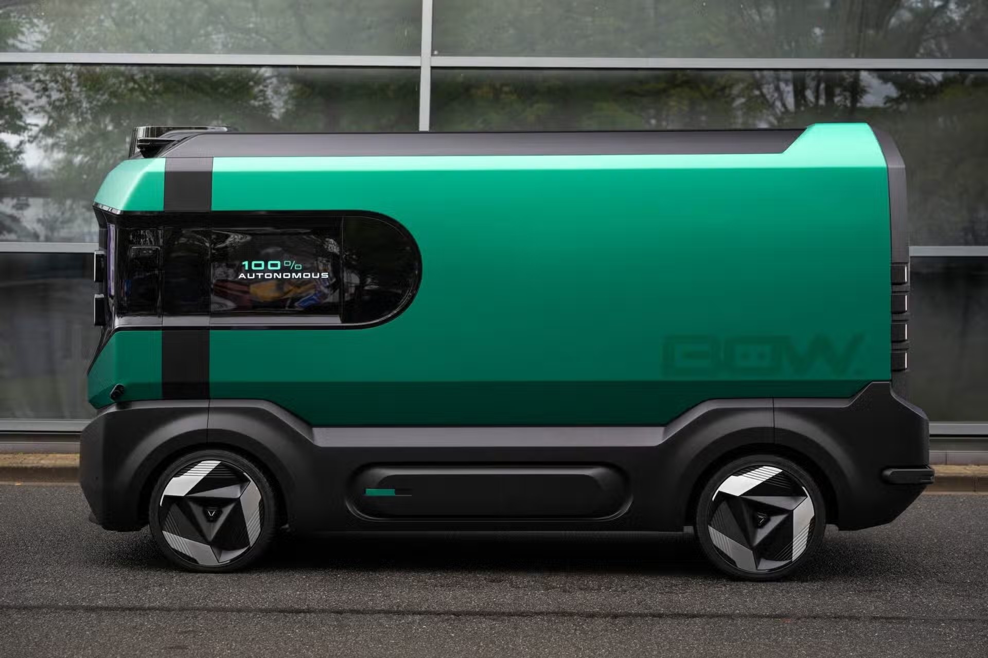 Stellantis Reveals BOW, an Autonomous Electric Delivery Concept