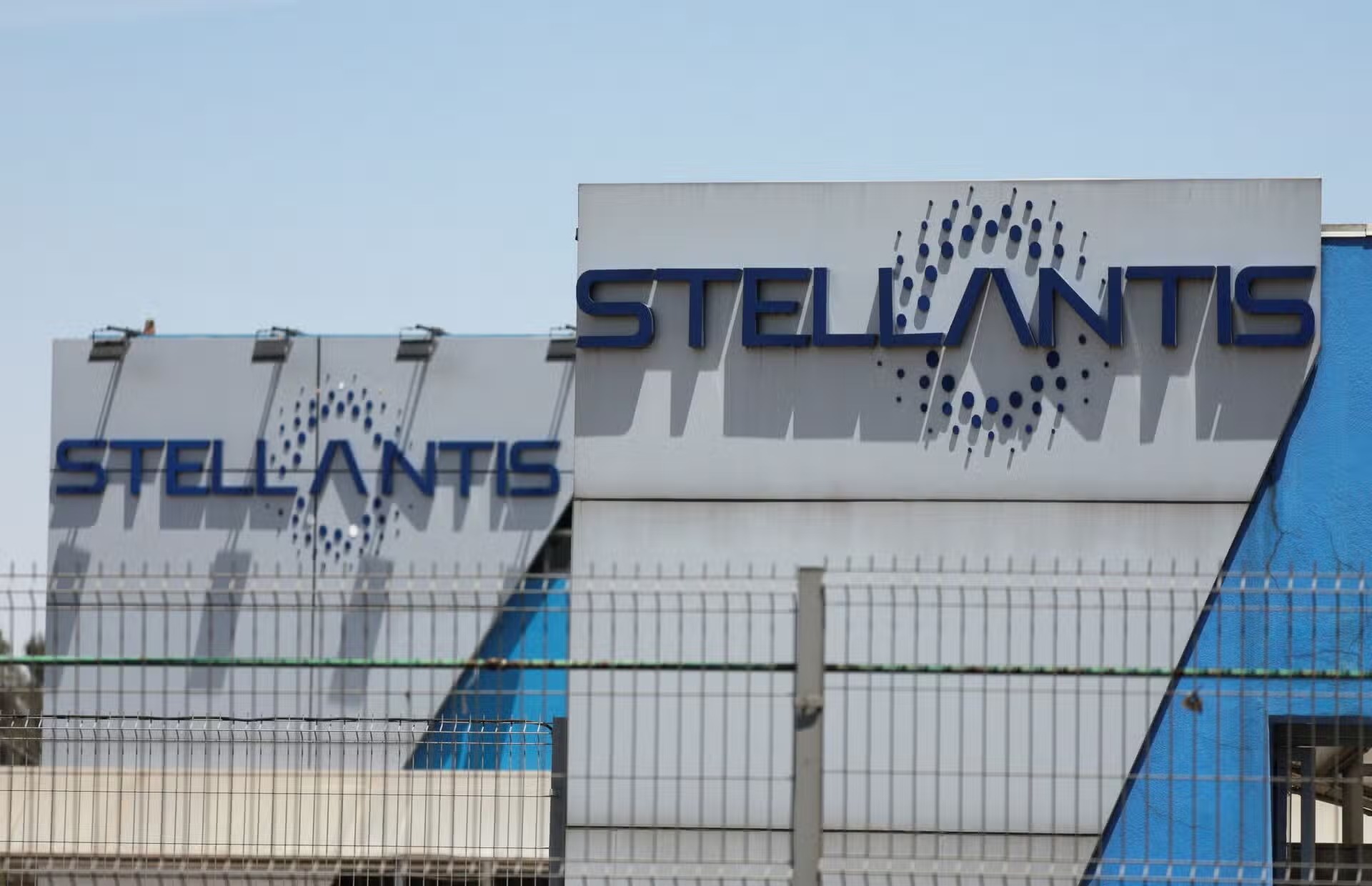Stellantis Tests Upgraded 48-Volt Mild-Hybrid System with Larger Battery